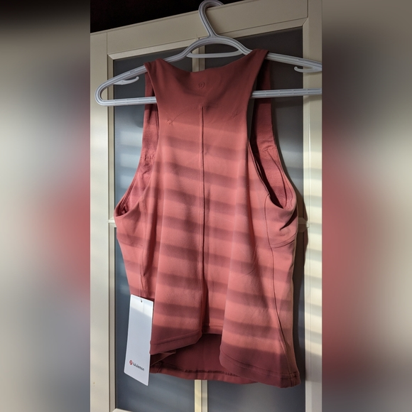 Lululemon InStill Tank Top *Sz 10* - Picture 4 of 4